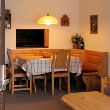 Haus Azalea Apartment Davos
