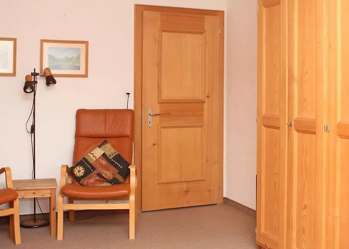 Haus Azalea Давос